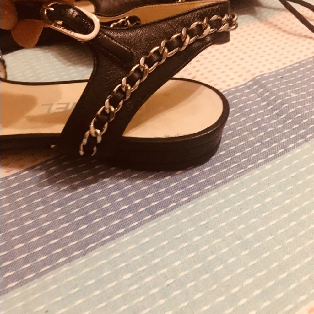 Chanel shoes with new bottoms size 39 - Picture 5 of 11